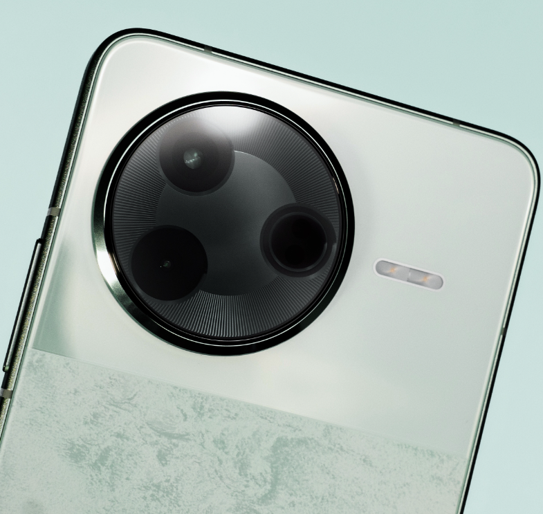 千元機市場的“攪局者”，驍龍8Gen3+金屬中框+IP68，低至1605元