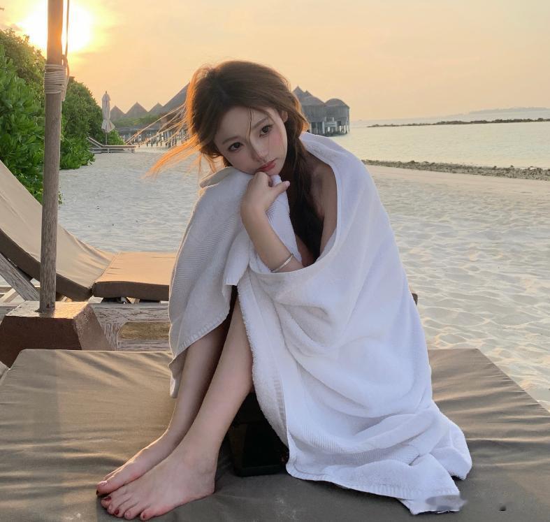 懒懒陪王思聪到健身房锻炼，看清他的健身姿势，原谅我笑出了声