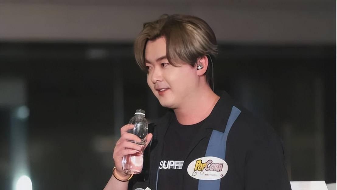 香港患病男歌手出新歌致敬自己