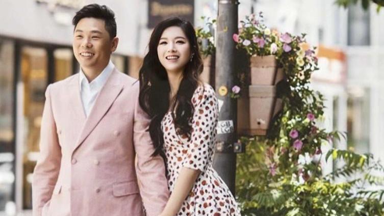 香港美女明星正式离婚