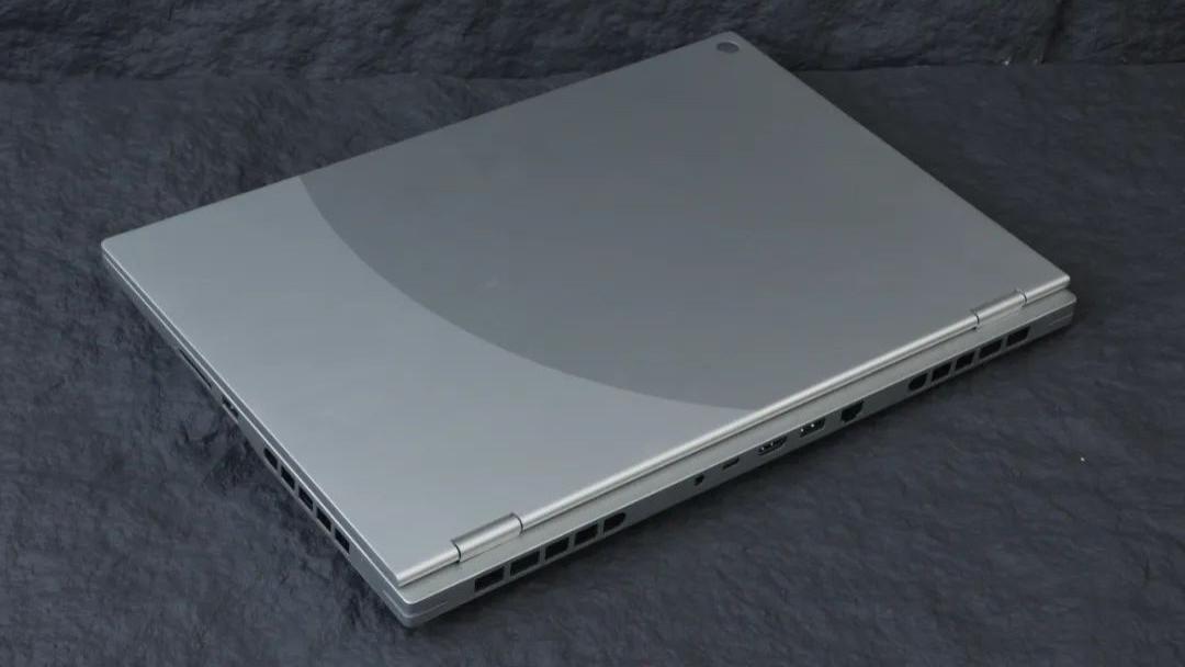 七彩虹iGame M16 Origo评测：轻薄的iGame游戏本