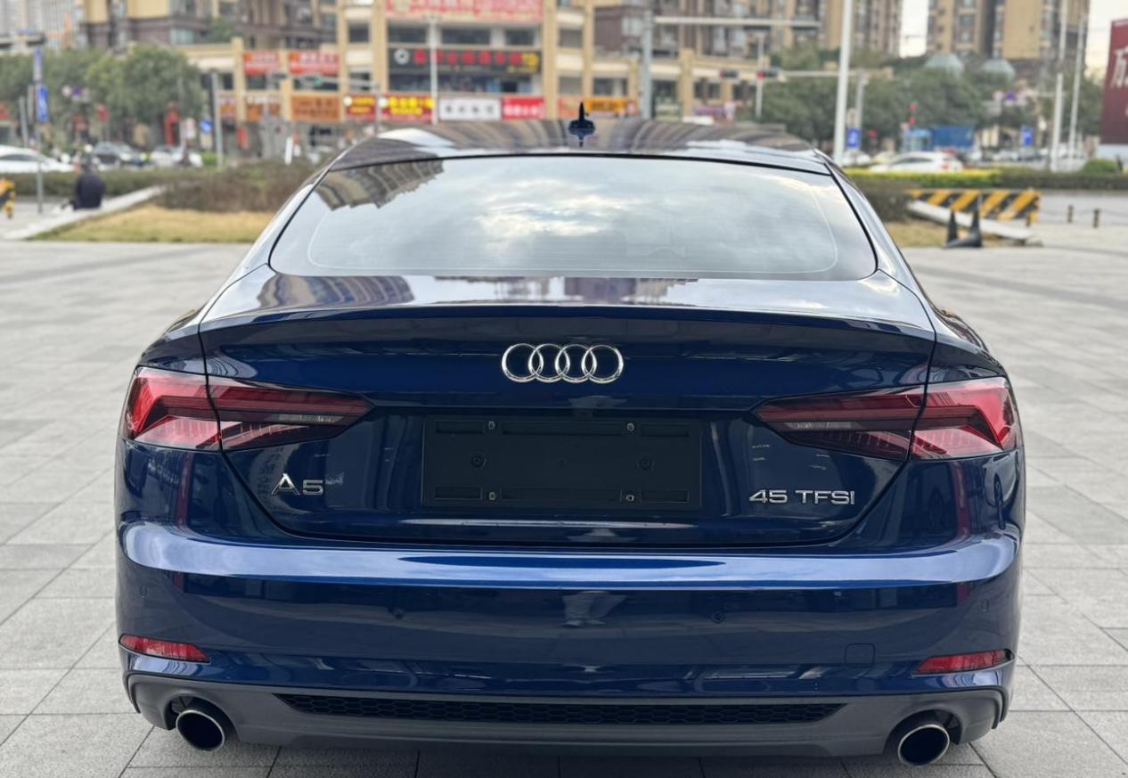 17款奥迪A5Sportback，曾经的轿跑王者，如今二手价格如何？
