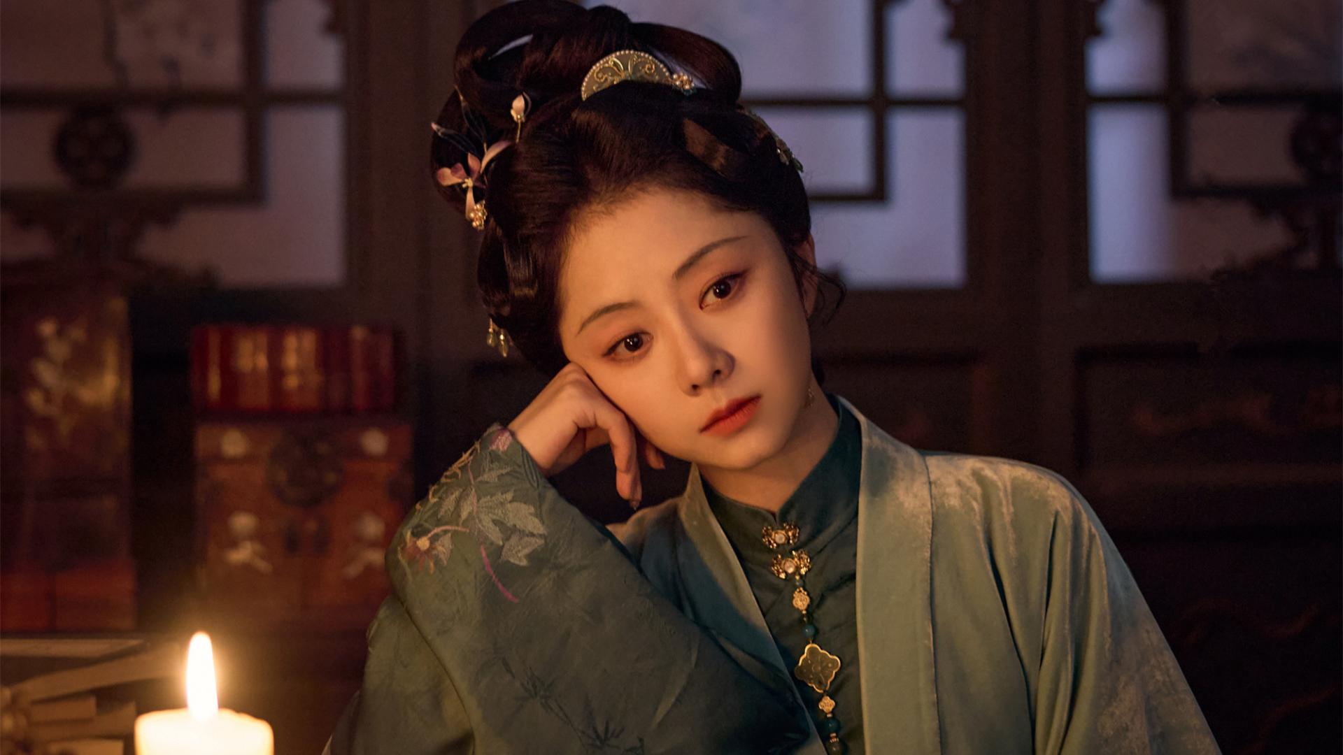 谭松韵瘦上热搜！连拍3部高强度新剧，部部爆款预定，这下不用担心剧荒了