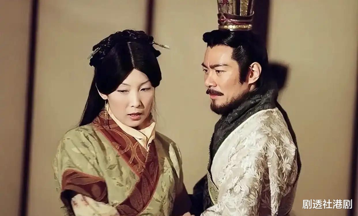 宣萱获好友庆生！TVB前花旦罕见现身，嫁富商后淡出圈拒绝复出