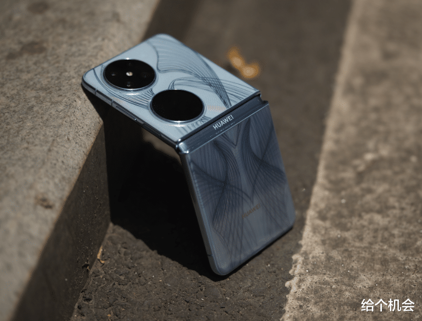 華為手機半價清倉，16G+1TB出現大跳水，從10999跌至5399