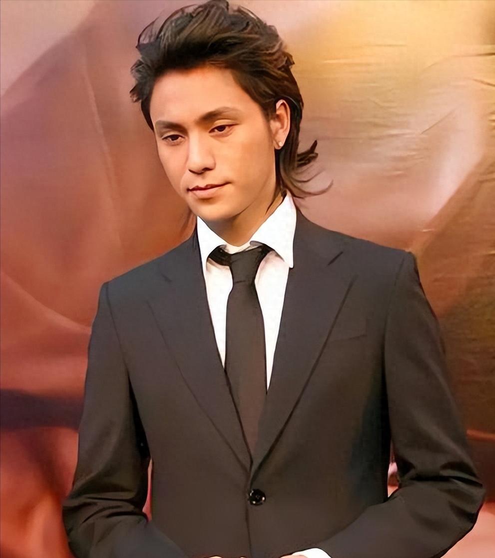 大儿子生母还是个迷,陈坤就被曝带双胞胎现身,此前已公开回应