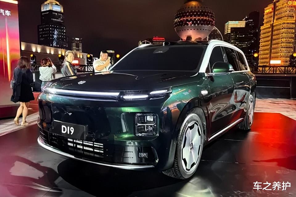 零跑放大招：全新旗舰全尺寸SUV来袭，上市或成爆款