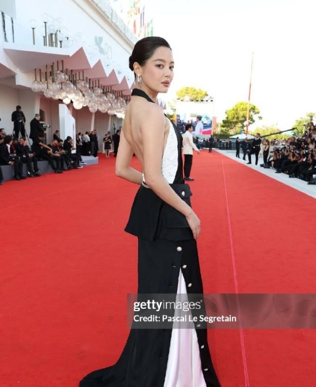 分手不到1年,荣获影后的辛芷蕾,成了翟天临“高攀不起”的存在