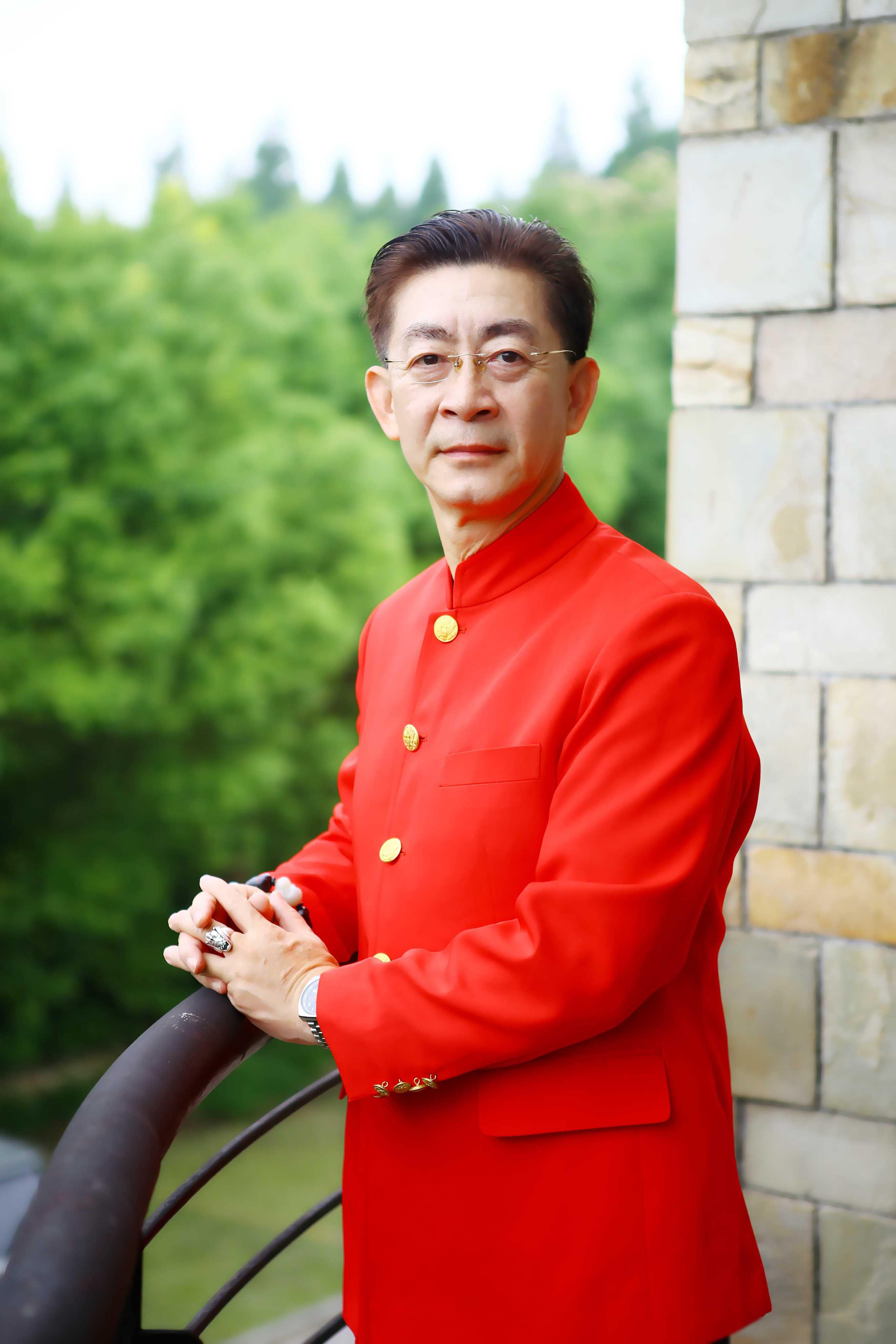 网友炮轰六小龄童：除了《西游记》还有什么？本人回复让网友沉默