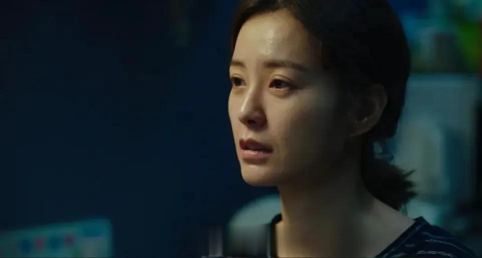 和Rain结婚8年后，韩国第一美人崩溃哭诉婚后生活：每天都很压抑