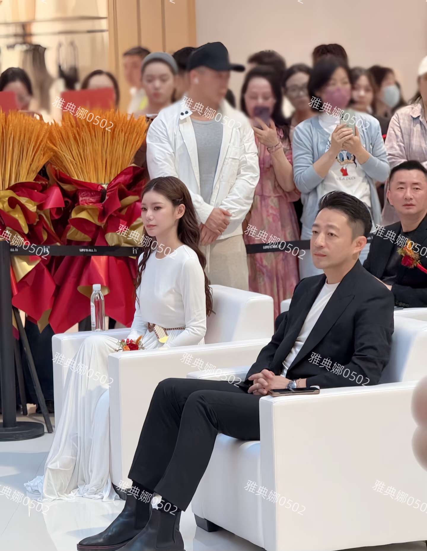 三里屯偶遇汪小菲的老婆马筱梅,她脸变圆了身形丰满很多孕味十足