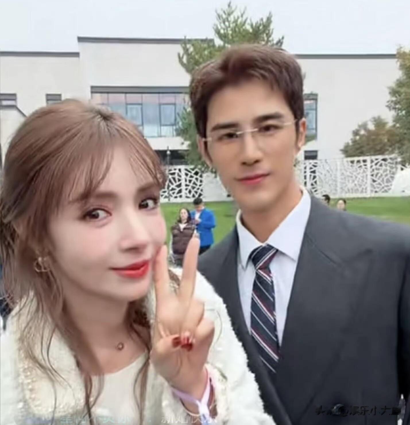 黄子韬徐艺洋大婚,姜潮抢到西蓝花手捧花,希望新人可以早生贵子