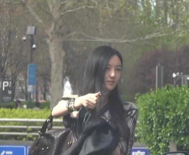 李嫣近况证明，抽烟喝酒打麻将的王菲，确实是个很好的妈妈