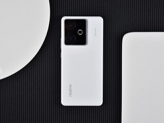 重度打手游,用支持旁路充电的手机到底有多爽?