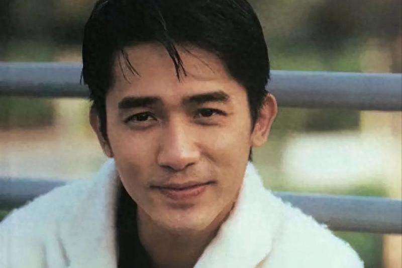 国内挣钱国外花！梁朝伟直言喜欢日本，没有给自己留一点后路