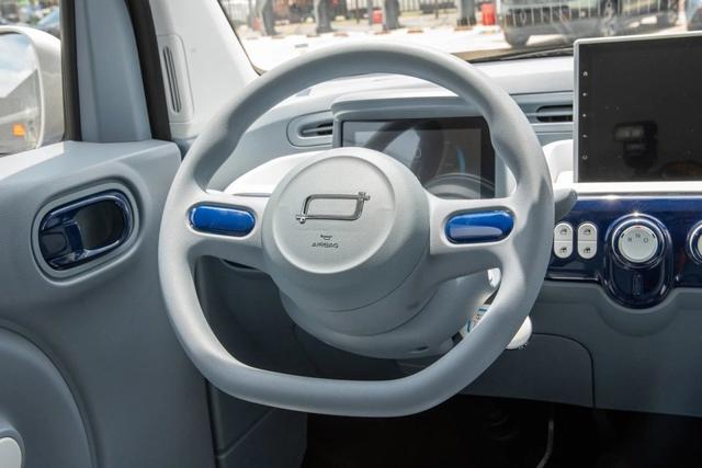 ?最便宜微型车!年轻人的第一台小宝马,仅售2万多剑指宏光MINI