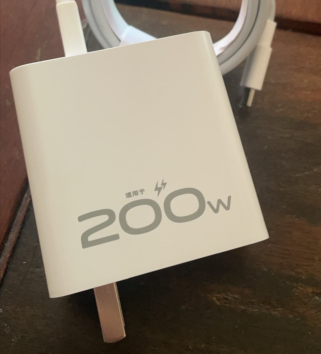 格局打开!小米澎湃秒充协议,向全社会免费开放