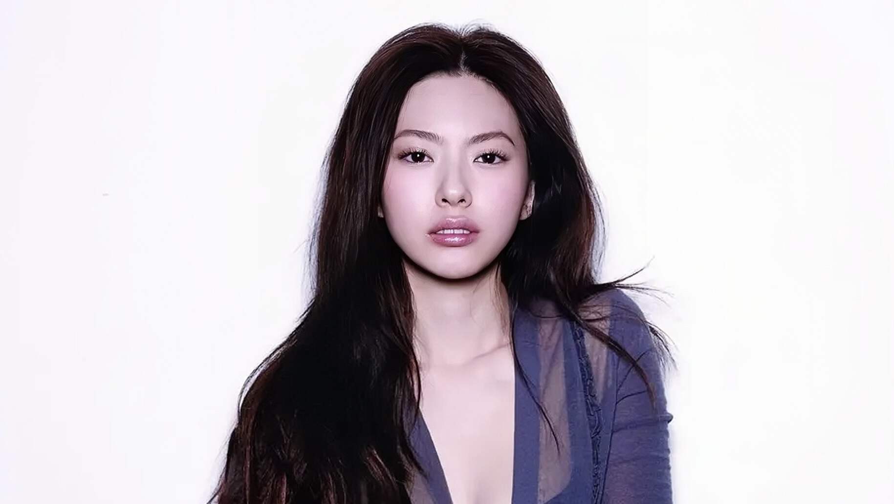 香港知名女星嫁入豪门，开公司当老板，被大19岁富商老公宠上天