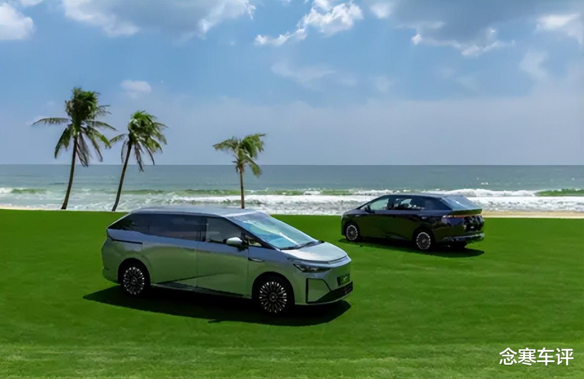 1.5T增程器+63.3度电池,小鹏X9增程版官宣,满油满电跑1602公里