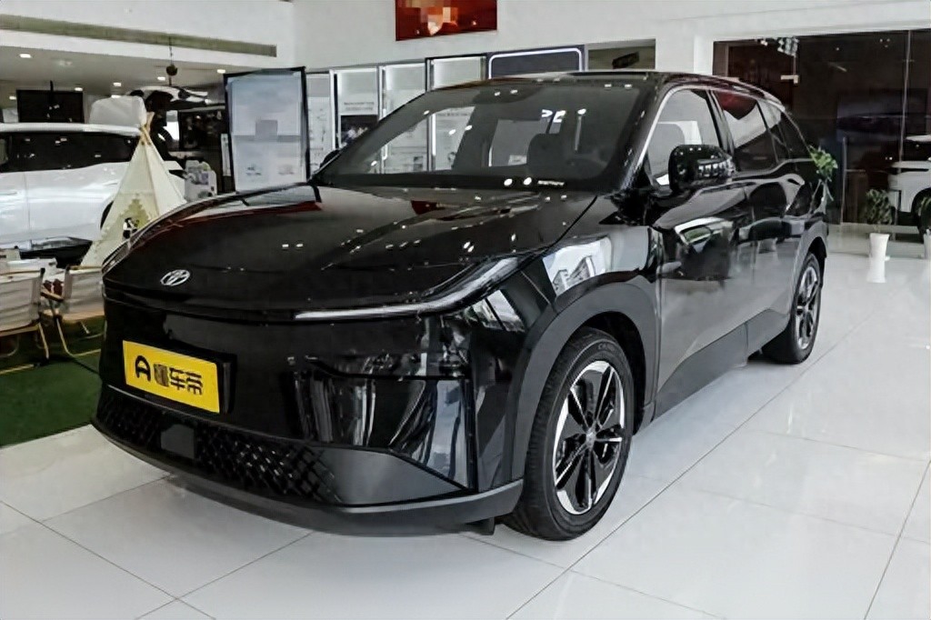 月销破万的10-15万纯电SUV，真实体验后我发现它不简单