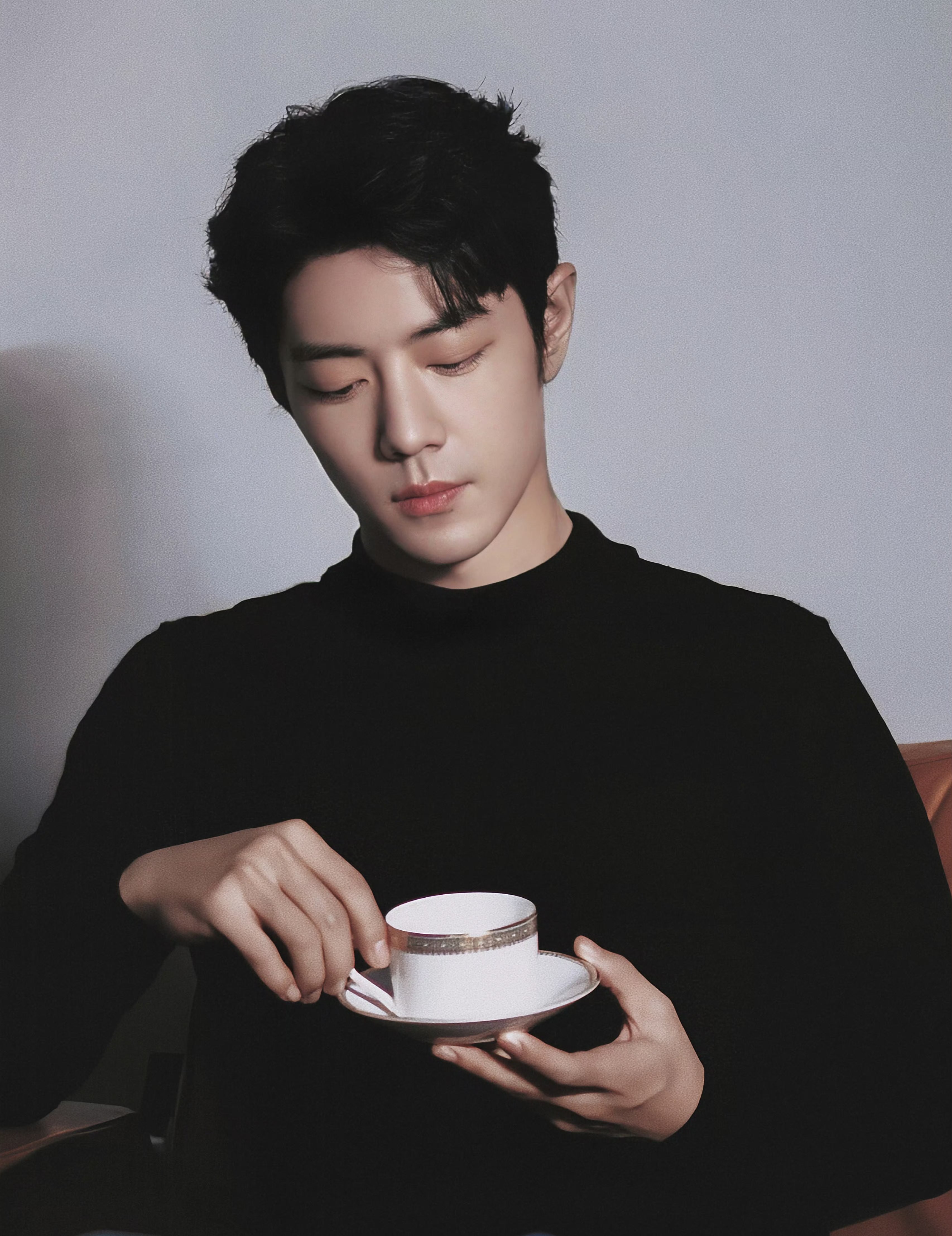 央视新闻+澎湃新闻双官媒背书!肖战整出大事了