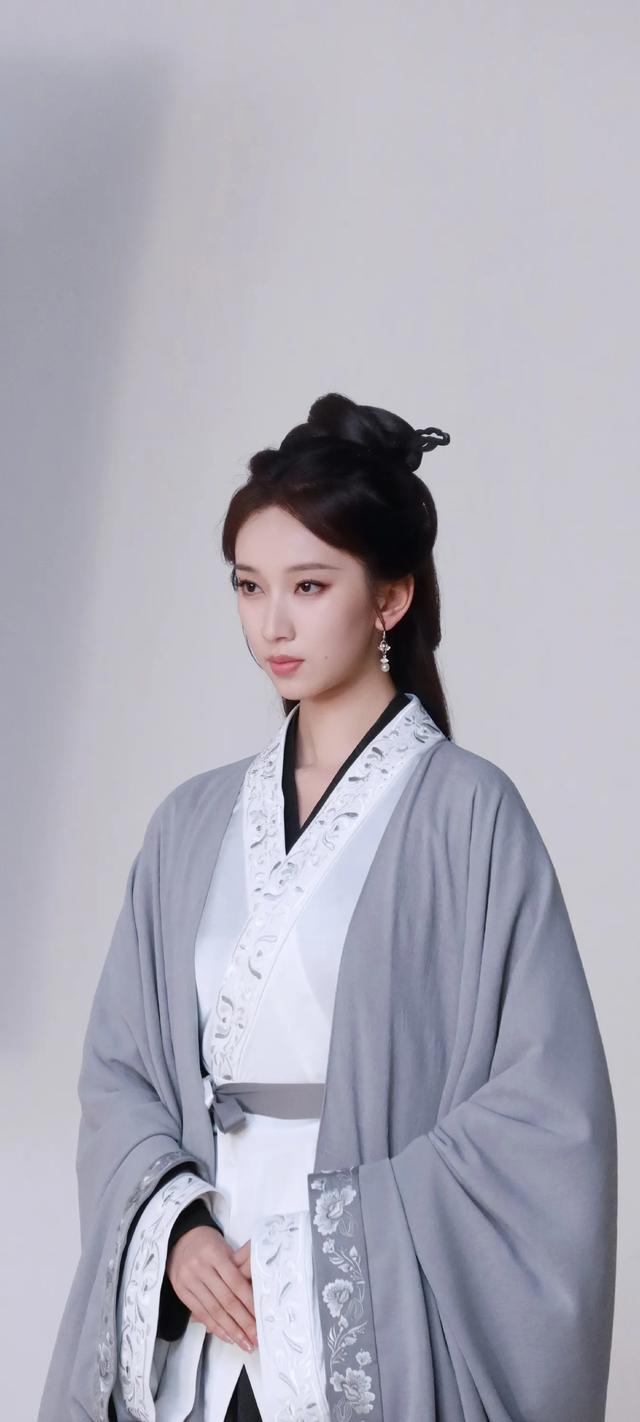 刘令姿 桃花映江山