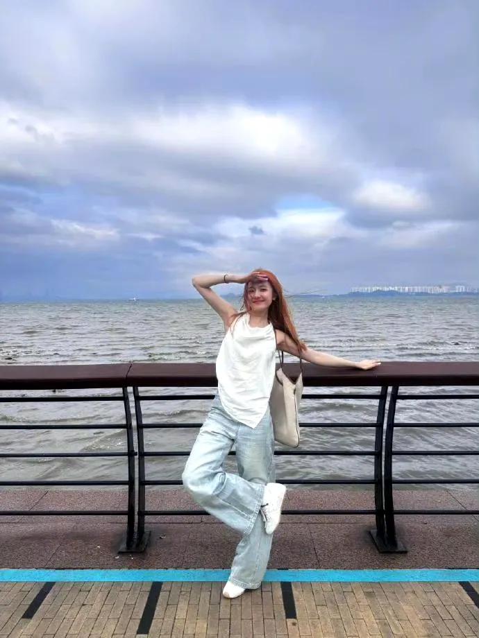 好喜欢这样明媚有生命力的李兰迪 ???