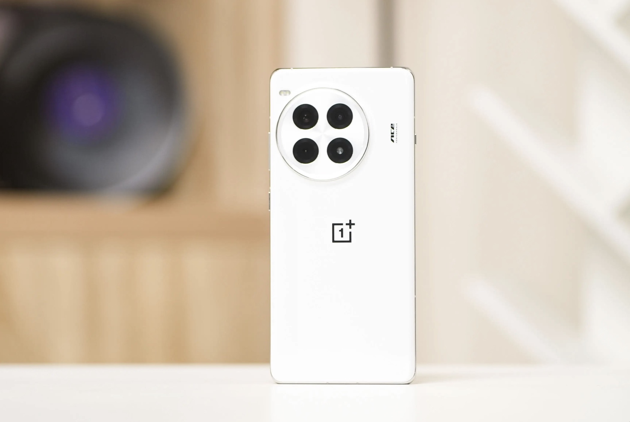 手机并非越贵越好!3款“高配低价”手机推荐,16G+512G价格亲民