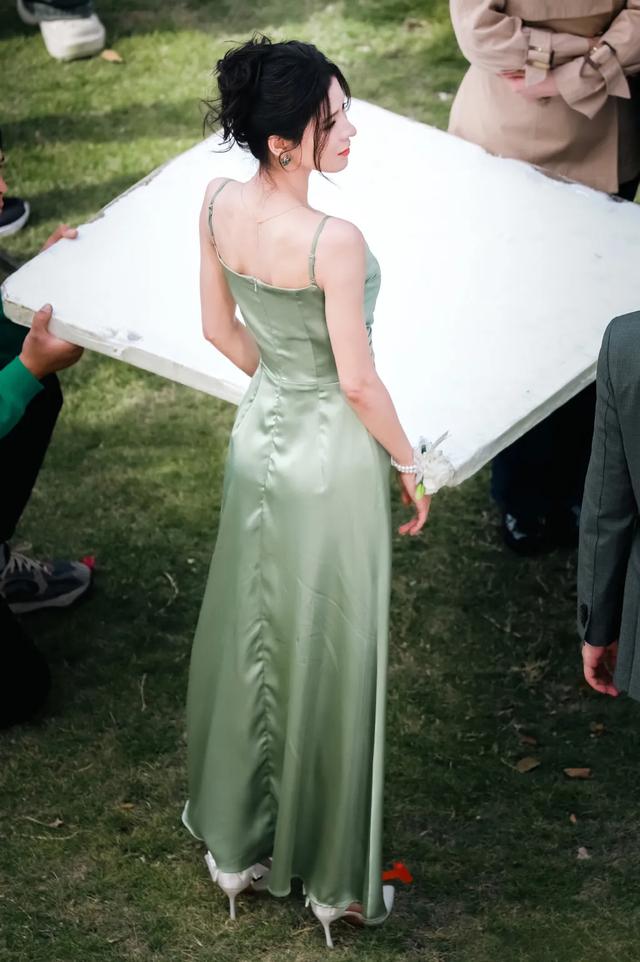 张予曦超美现场,精致脸蛋令人艳羡的身材