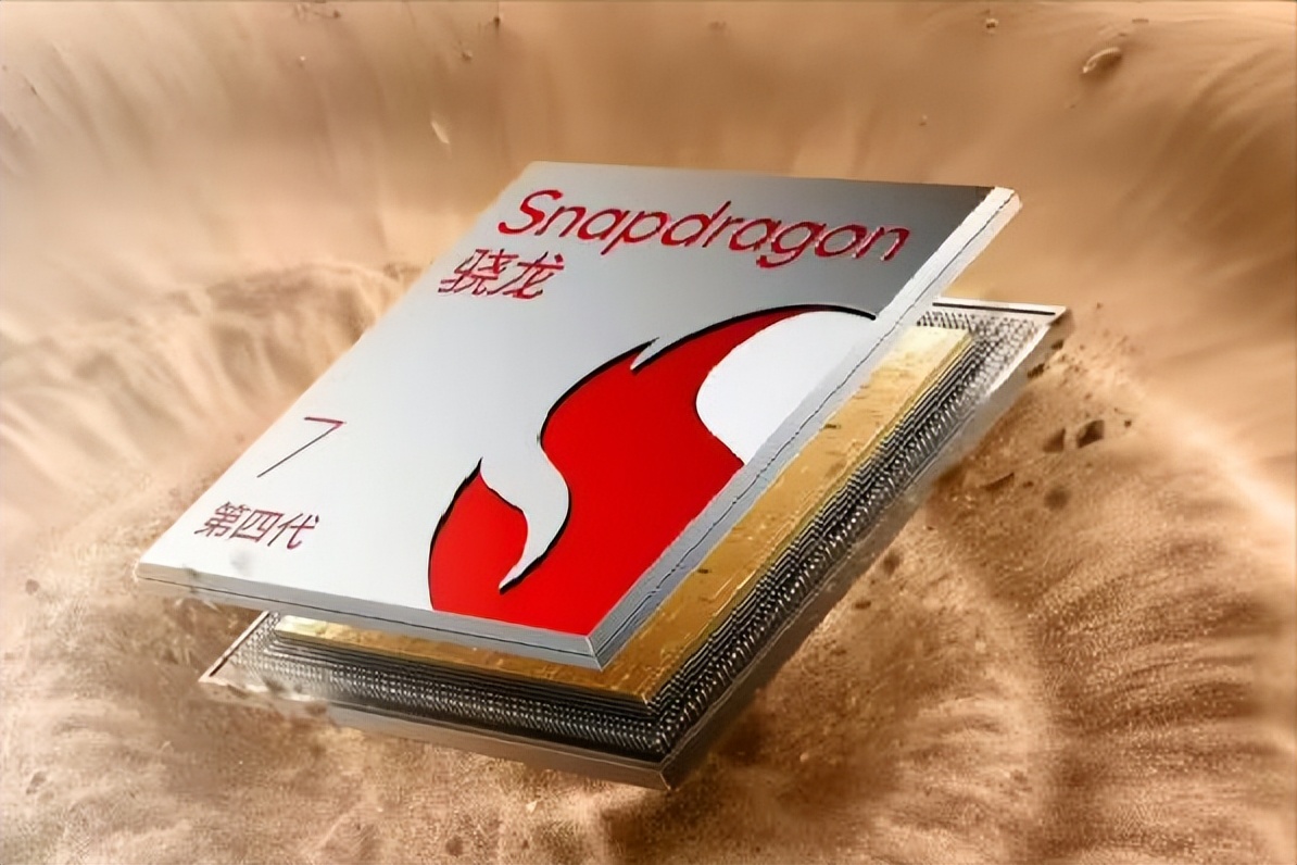 144HZ高刷+5000萬三攝+7000mAh+IP69防水，真我展現高性價比