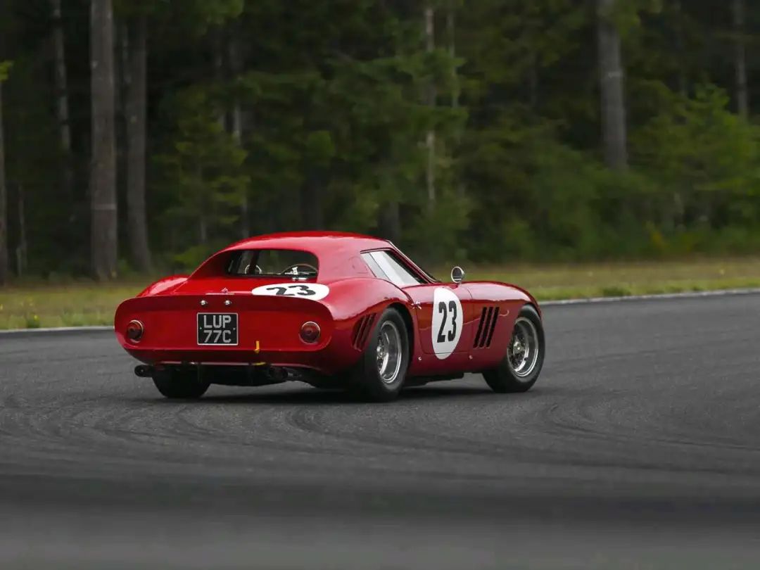 为什么说法拉利250 GTO是汽车收藏界的巅峰之作