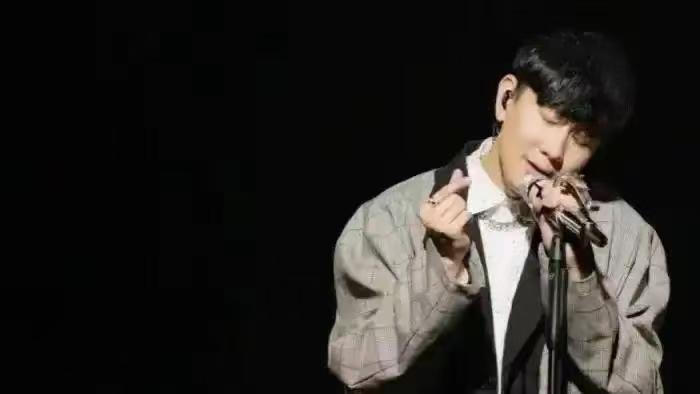 网传《歌手2025》决赛帮帮唱对象，两位天王级歌手赫然在目