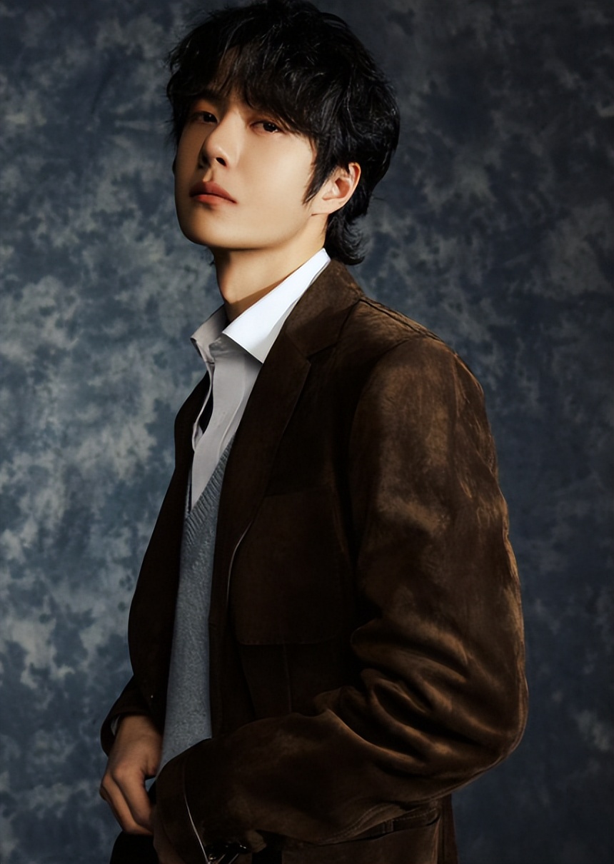 肖战也没想到，28岁王一博再破天花板，让整个娱乐圈沉默了