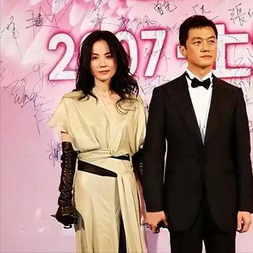 窦靖童出手救李亚鹏？电视剧都不敢这么拍，你让王菲怎么看？