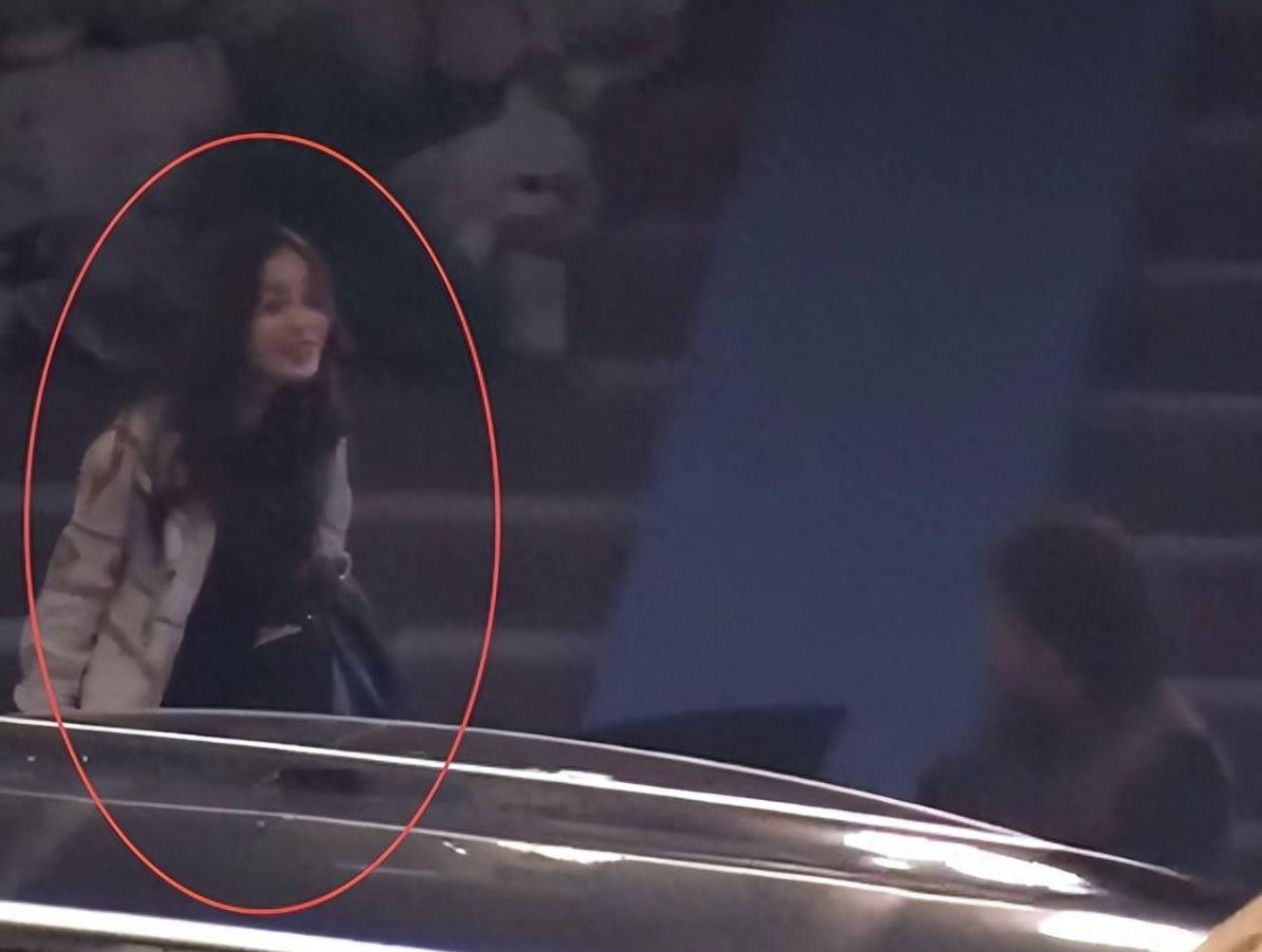 离婚四年后,被爆出新恋情的杨颖,终于不再顾及黄晓明的“体面”