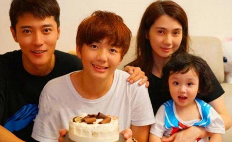 出轨经纪人传闻真相大白7年后,张丹峰近况曝光,赵丽颖没说错