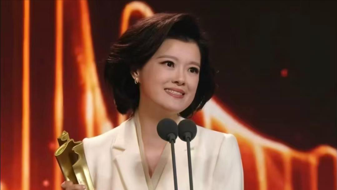 何炅撒贝宁为何落选“金声奖”？看完颁奖典礼，原因就一目了然了