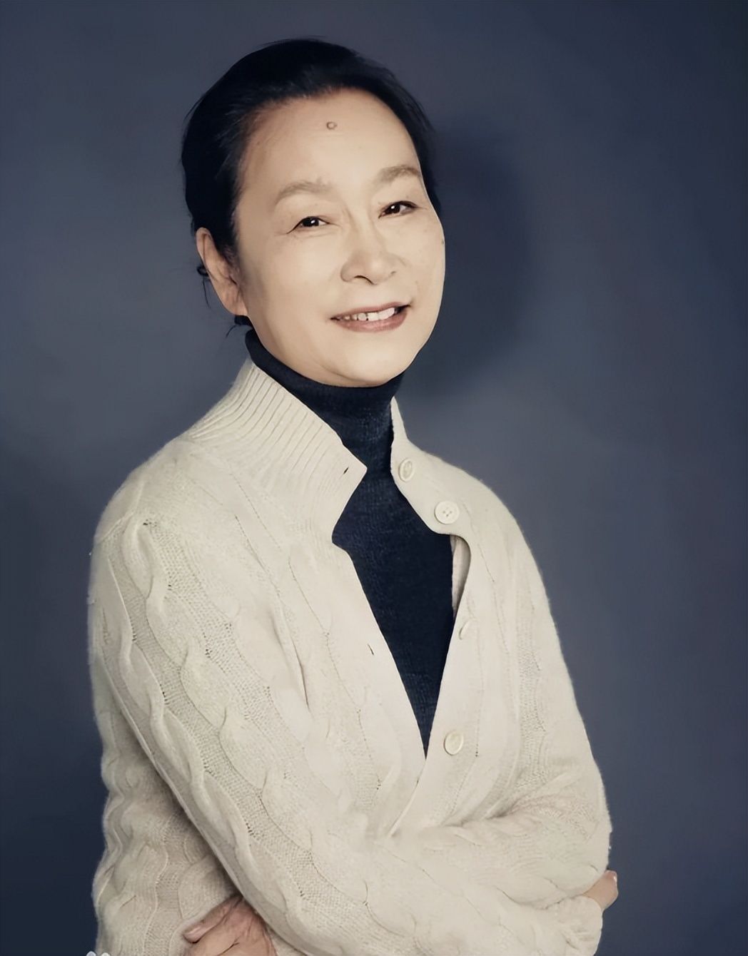 刘晓庆举杯不放，奚美娟不动声色，现场却吵翻了天