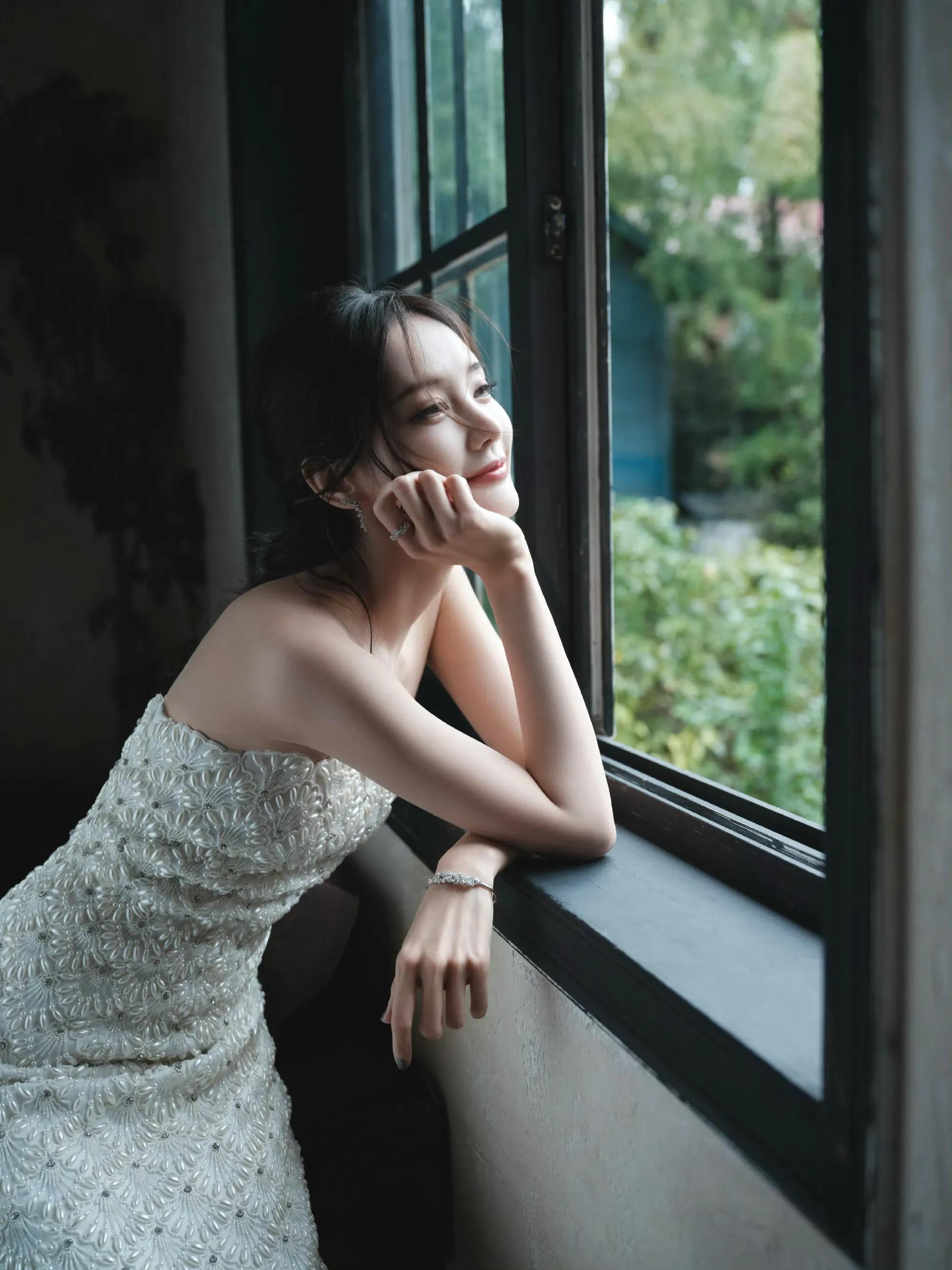 李一桐太迷人了