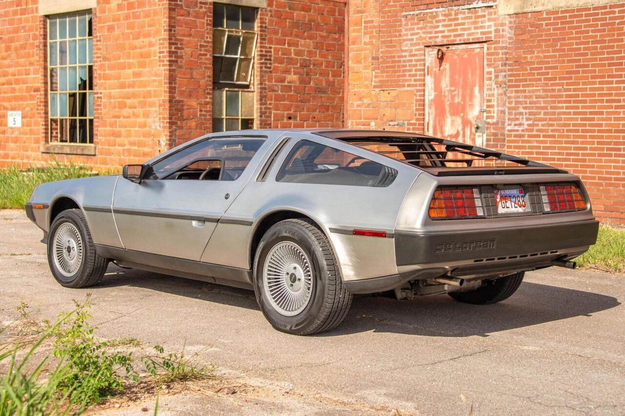 从工厂到银幕 DeLorean DMC-12的传奇流转