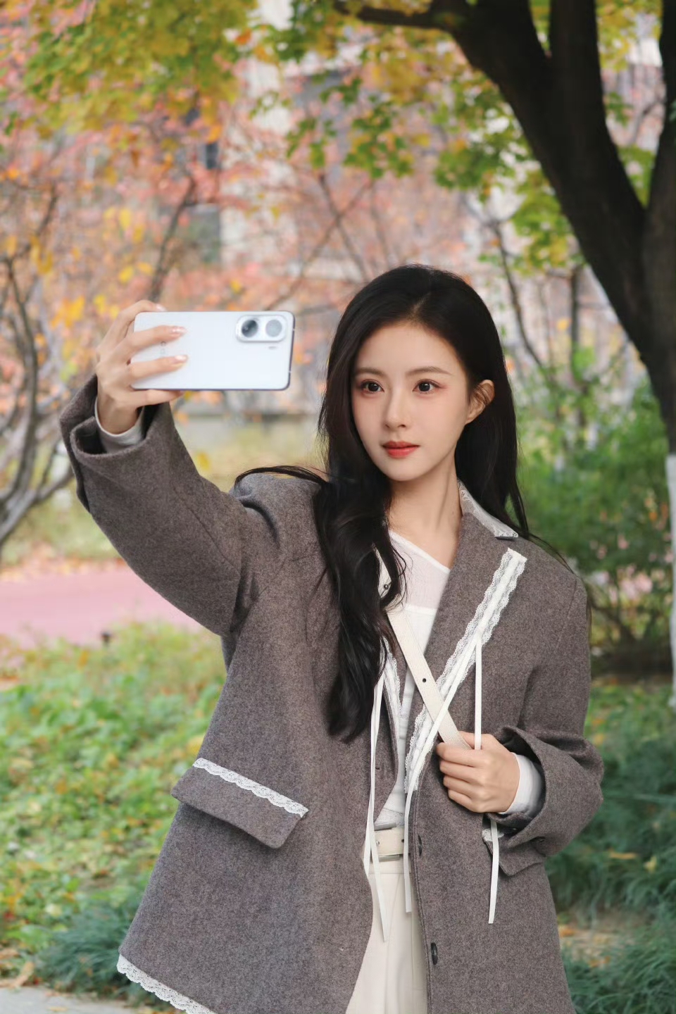 主持人王游方今日份营业美照，甜妹让人心动