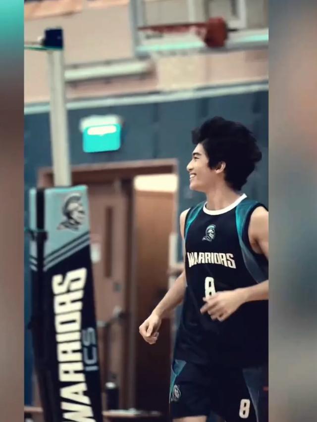 张柏芝罕见晒仨儿子,Lucas 和小Q打球好帅,6岁小儿子侧脸像哥哥