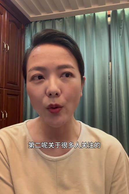 杨乐乐17年婚姻再遭质疑!面黄肌瘦断崖衰老,回应汪涵没陪护原因