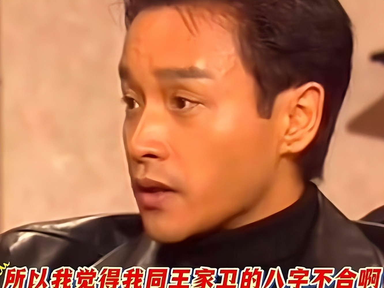 7天2瓜，继王家卫接连被爆后，又一名导骨灰被偷，各个离谱意外