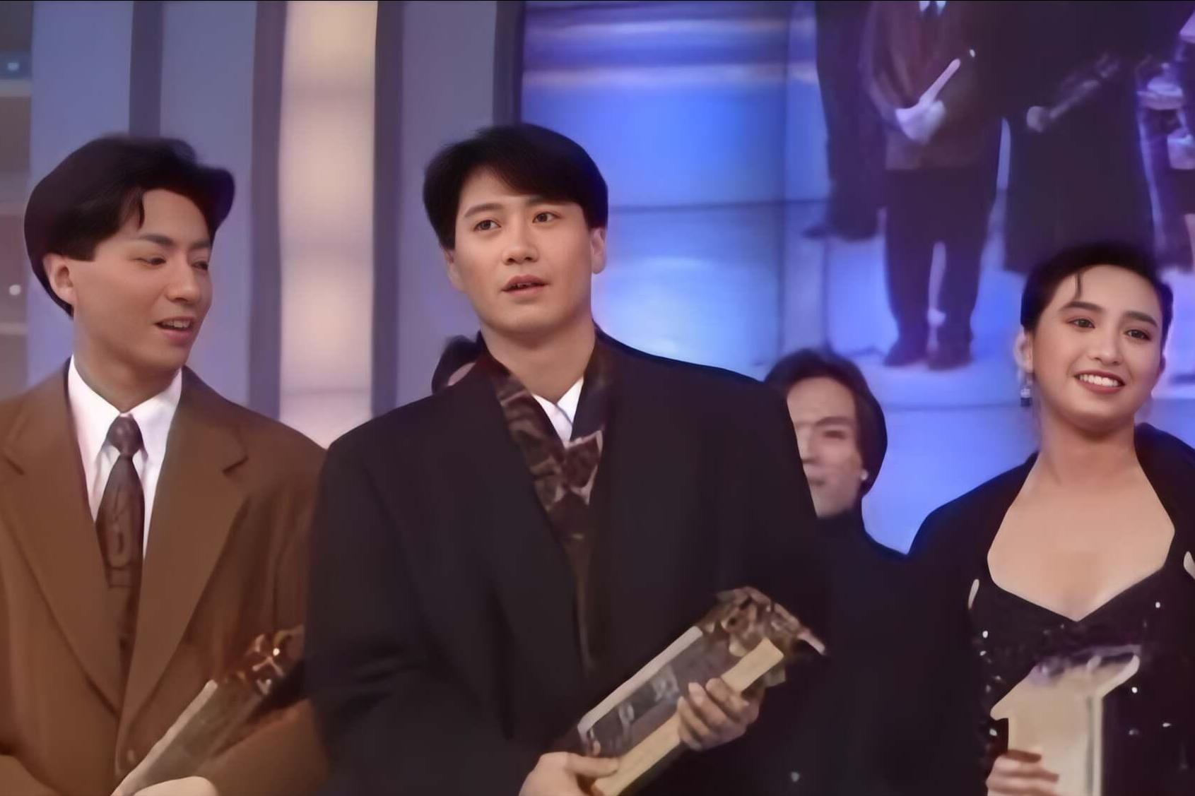 又走一个!TVB知名演员低调离巢,娶内地妻子老来得女