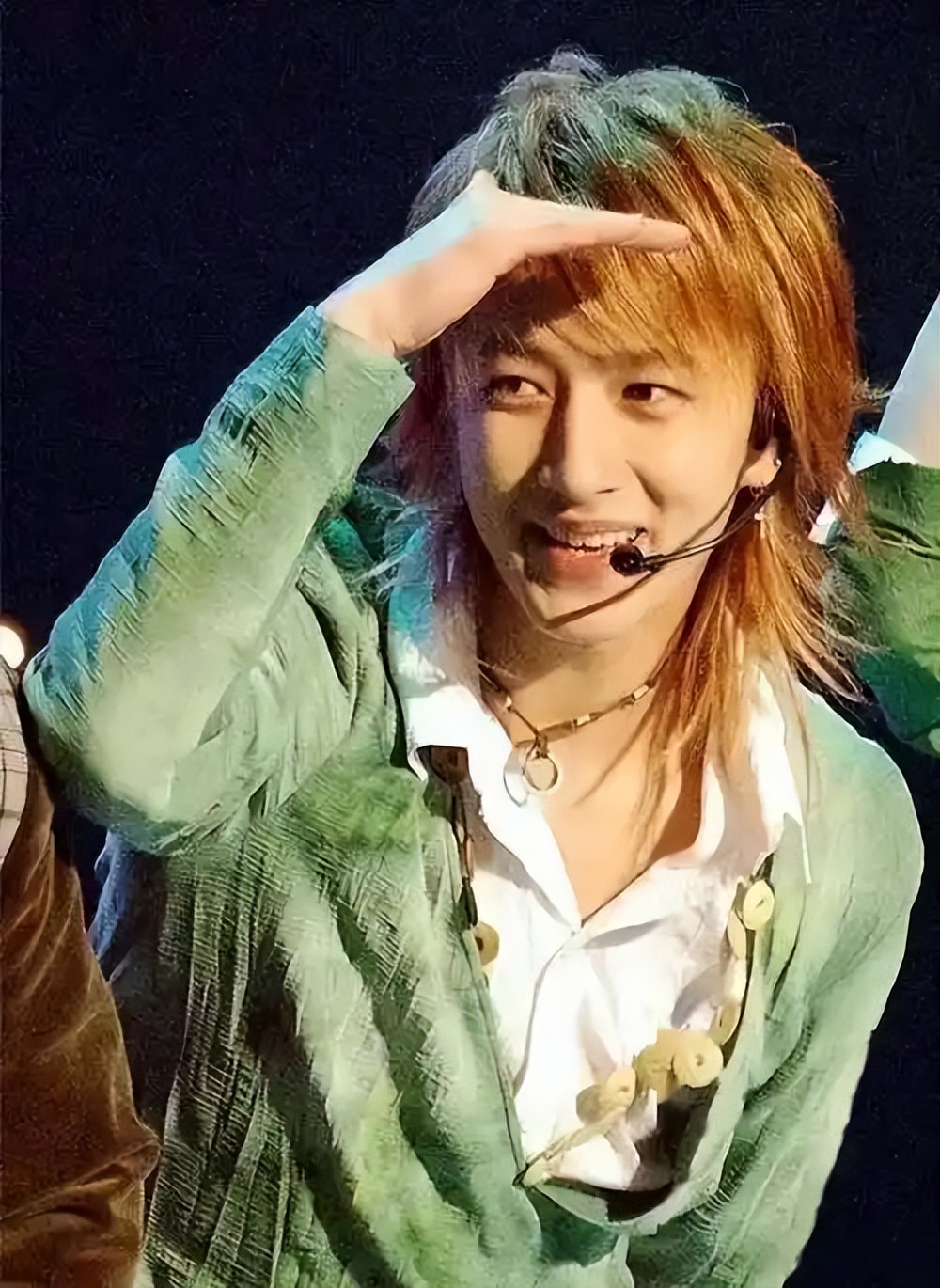 41岁舞都跳不动还开演唱会捞金，本想回馈粉丝，全网却恶评如潮