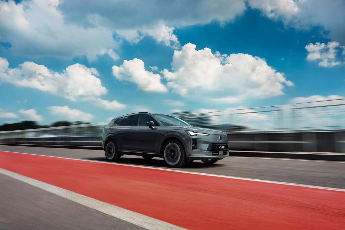 30万级豪华混动的漂亮仗,沃尔沃XC70凭什么就能让人买单?