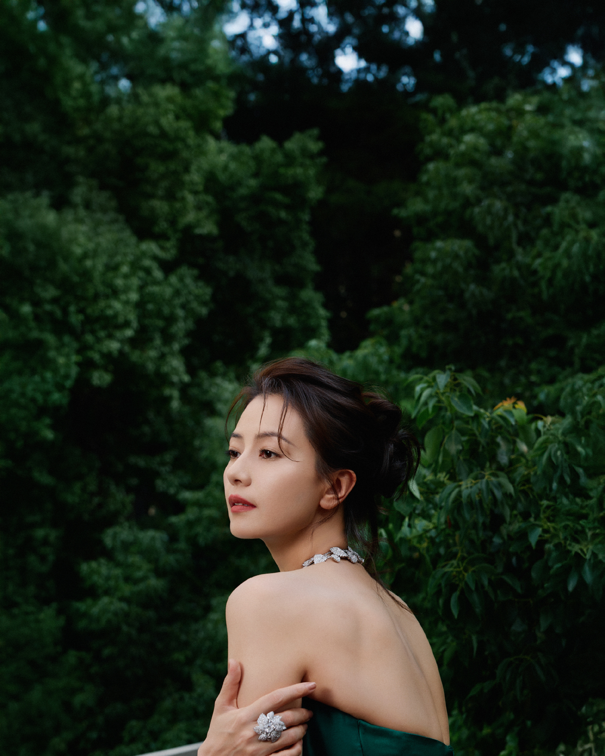 高圆圆翡翠绿抹胸礼裙