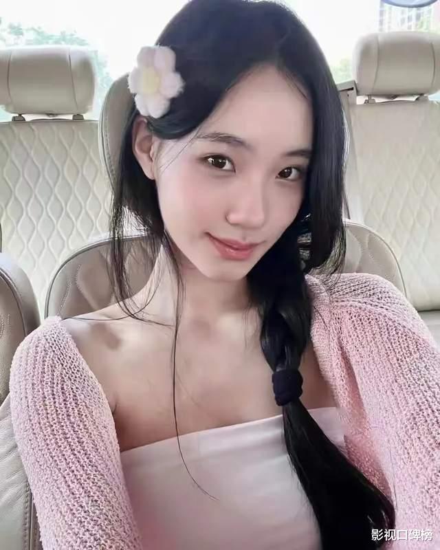 二女儿回应小S生日,至今未走出伤痛,直言近期是她最幸福的一天