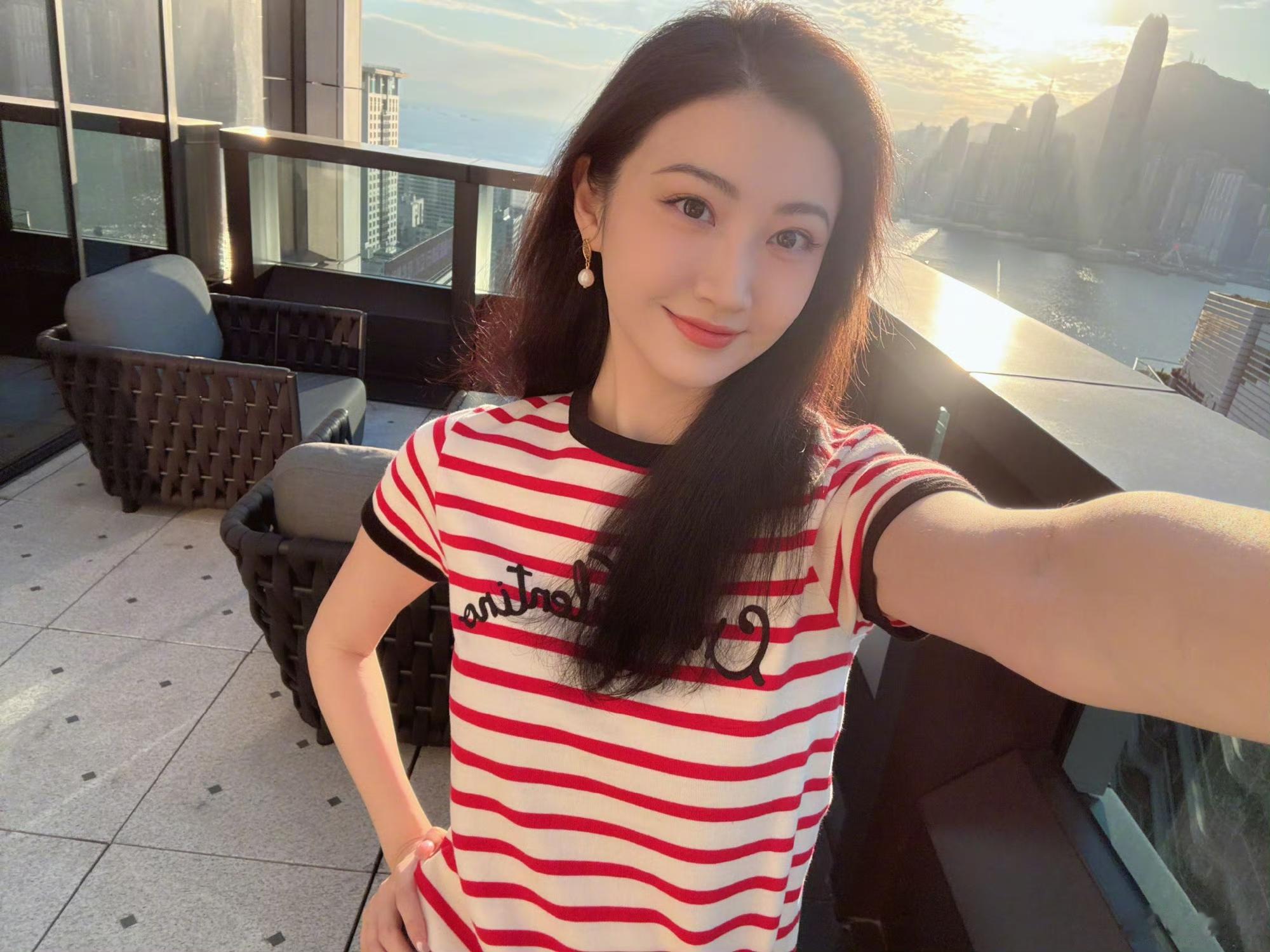 景甜冬日暖阳,阳光看着就好温暖